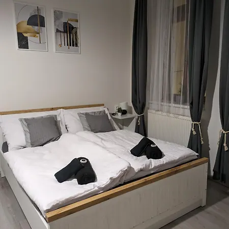 Grand Guest house