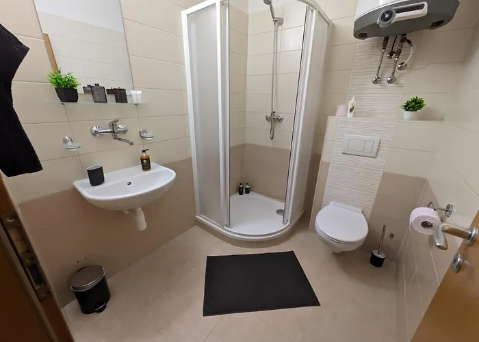Grand Guest house 3*